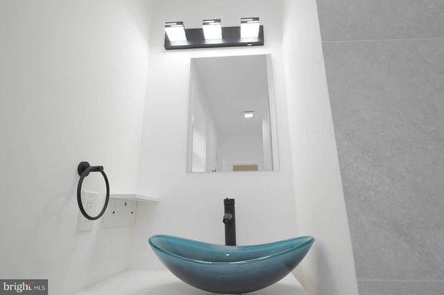 3007 PRESSTMAN ST, Baltimore, MD 21216