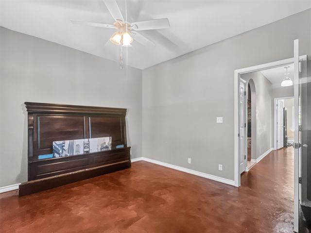 3288 County Road 136, Whitesboro, TX 76273