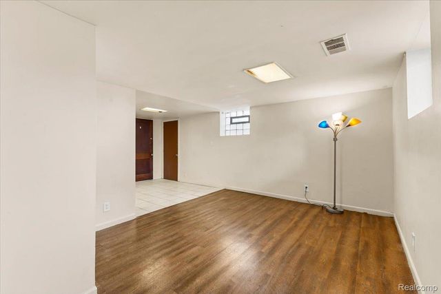 4494 W Jefferson Avenue, Ecorse, MI 48229