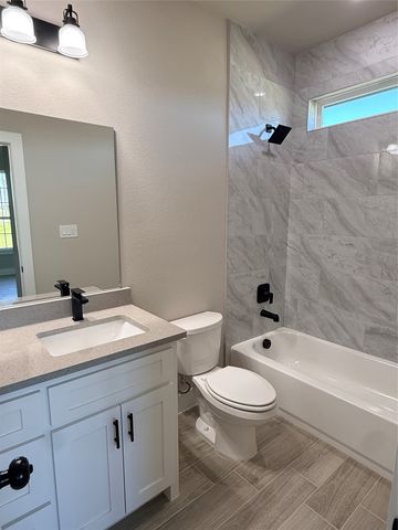 501 Alondrita Street, Celeste, TX 75423