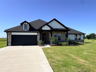 501 Alondrita Street, Celeste, TX 75423