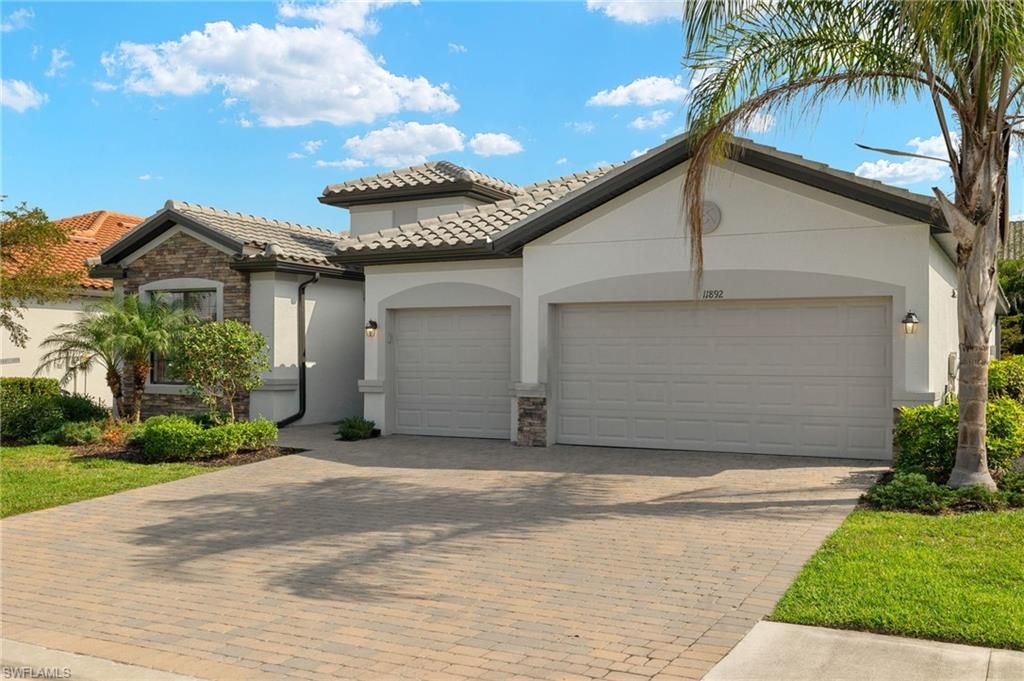 11892 Hickory Estate CIR, FORT MYERS, FL 33913 — photo 4
