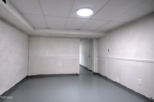 2704 Schumway Drive, Johnson City, TN 37601