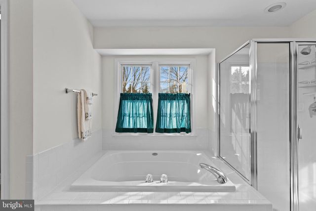 43969 TAVERN DR, Ashburn, VA 20147