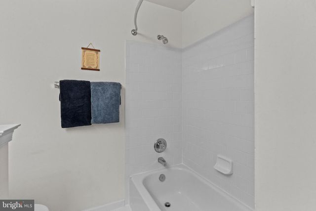 43969 TAVERN DR, Ashburn, VA 20147