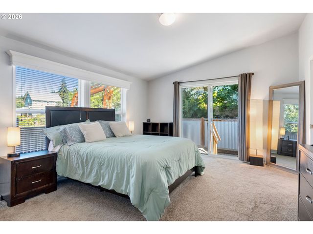 308 E HUMBOLDT St, Bingen, WA 98605