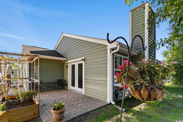 205 Birkdale Ln., Myrtle Beach, SC 29588