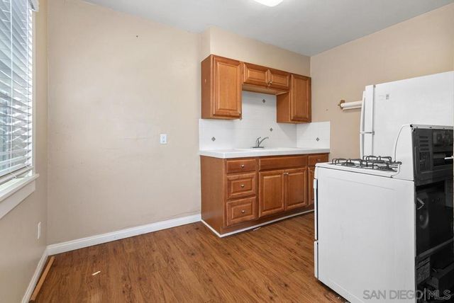 3378 84 B Street, San Diego, CA 92102