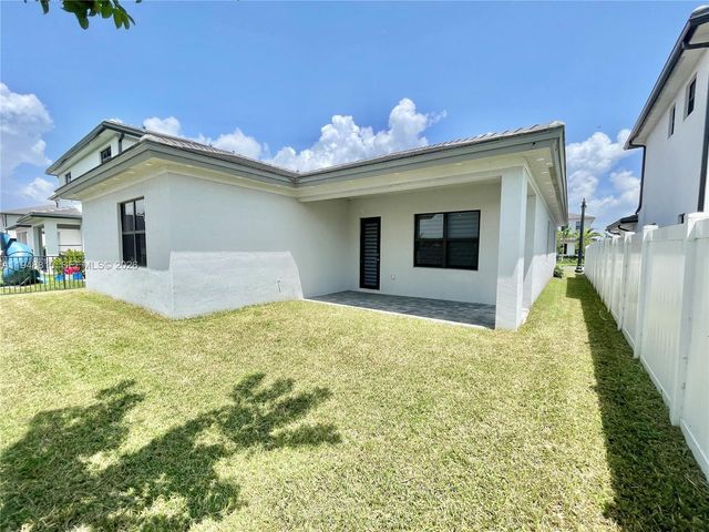 17324 SW 41st St, Miramar, FL 33029