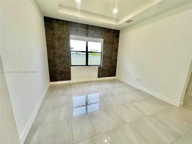 17324 SW 41st St, Miramar, FL 33029