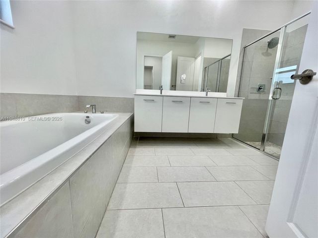 17324 SW 41st St, Miramar, FL 33029