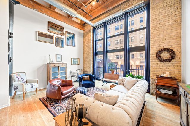 406 Wacouta Street 107, Saint Paul, MN 55101