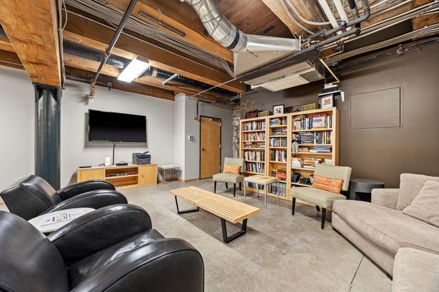 406 Wacouta Street 107, Saint Paul, MN 55101