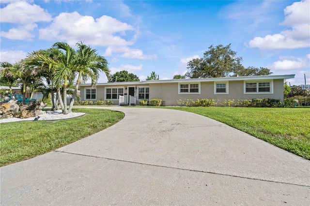 327 SUNNY LANE, Belleair, FL 33756