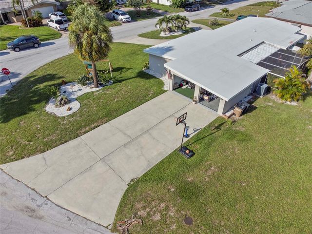 327 SUNNY LANE, Belleair, FL 33756