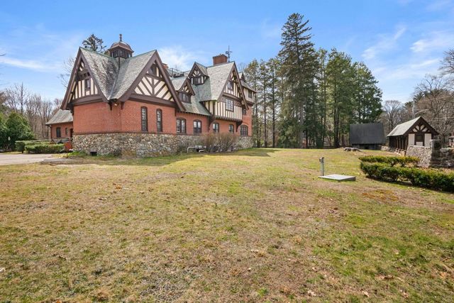 80 Pond St Unit 1, Salem, NH 03079