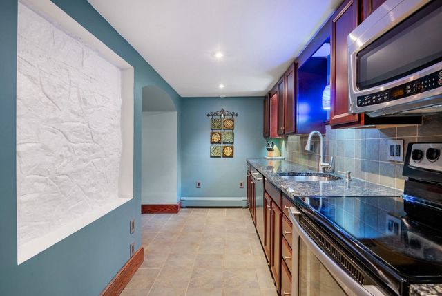 80 Pond St Unit 1, Salem, NH 03079