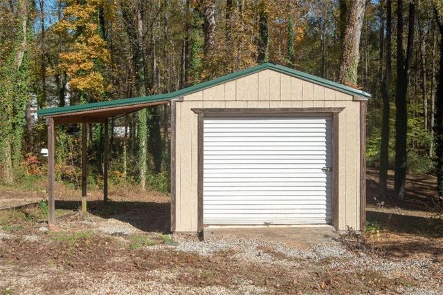 4582 Warrior SW Trail, Lilburn, GA 30047