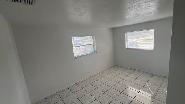 390 SW 27th Terrace, Fort Lauderdale, FL 33312