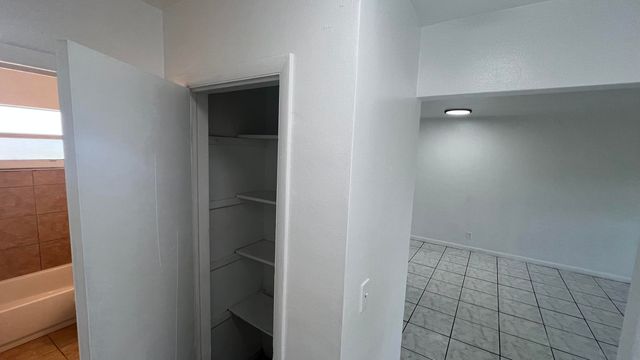 390 SW 27th Terrace, Fort Lauderdale, FL 33312