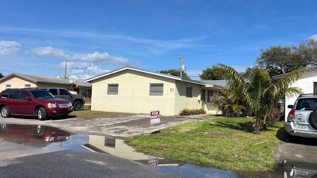 390 SW 27th Terrace, Fort Lauderdale, FL 33312