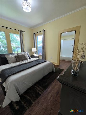429 N Main Street, Rockdale, TX 76567