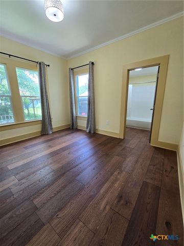 429 N Main Street, Rockdale, TX 76567