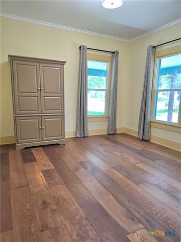 429 N Main Street, Rockdale, TX 76567