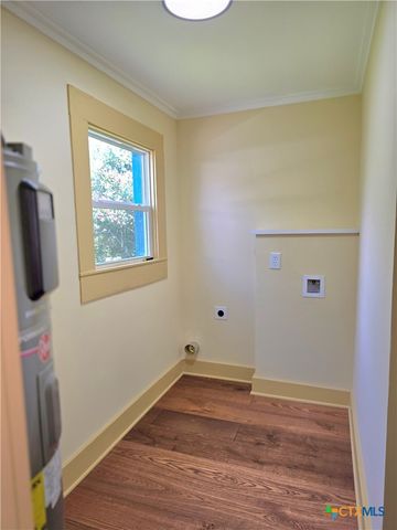 429 N Main Street, Rockdale, TX 76567