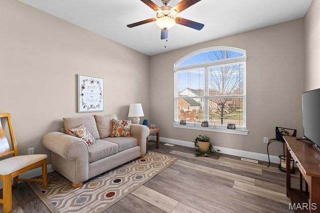 124 Stonebridge Bluff Drive, Maryville, IL 62062