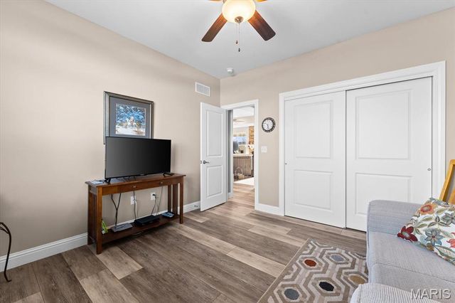 124 Stonebridge Bluff Drive, Maryville, IL 62062