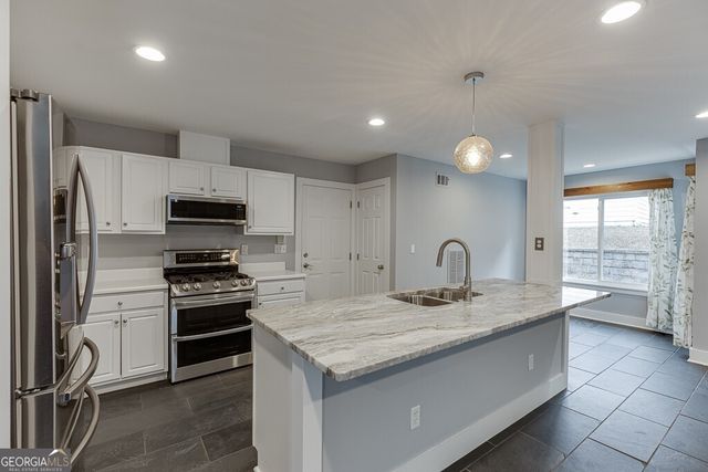 4040 Brushy Creek Way, Suwanee, GA 30024