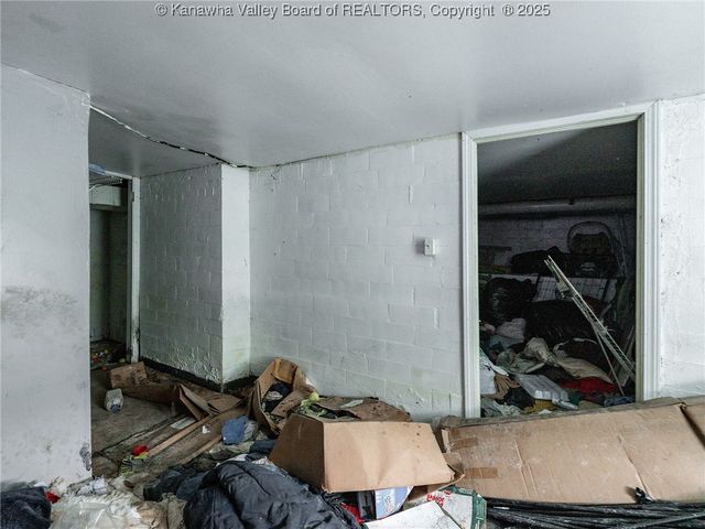 544 Cane Fork Lane, St Albans, WV 25177