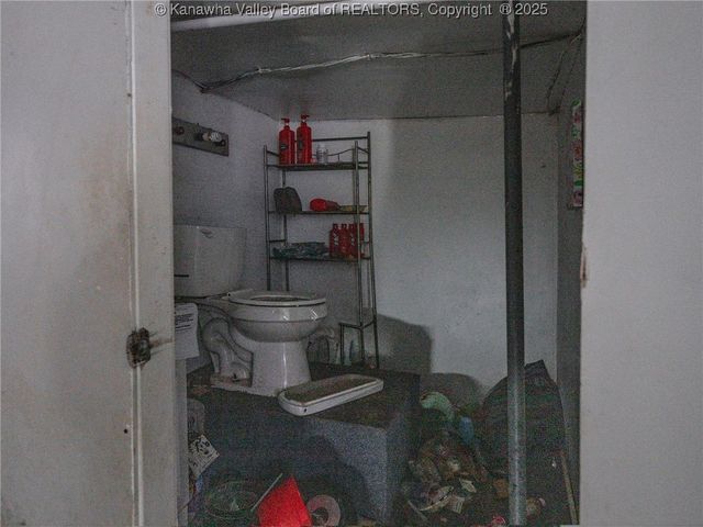 544 Cane Fork Lane, St Albans, WV 25177