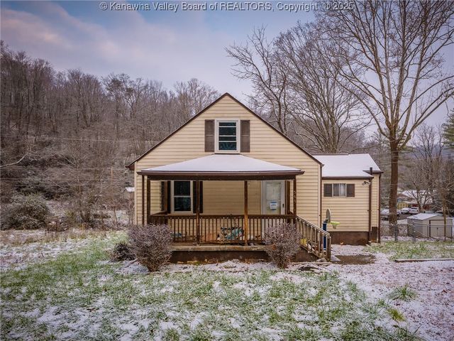 544 Cane Fork Lane, St Albans, WV 25177