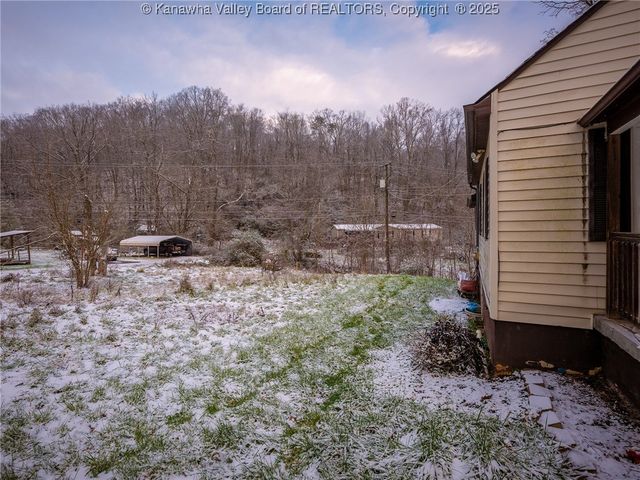 544 Cane Fork Lane, St Albans, WV 25177