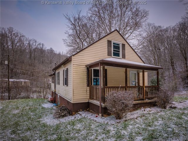 544 Cane Fork Lane, St Albans, WV 25177