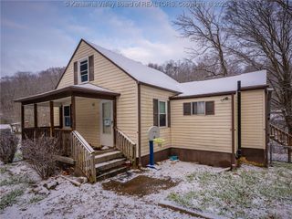 544 Cane Fork Lane, St Albans, WV 25177