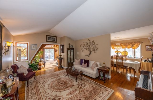 3 Birchwood Dr, Vernon Twp., NJ 07460