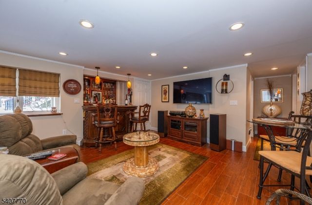 3 Birchwood Dr, Vernon Twp., NJ 07460