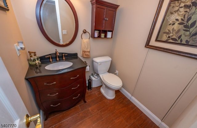 3 Birchwood Dr, Vernon Twp., NJ 07460