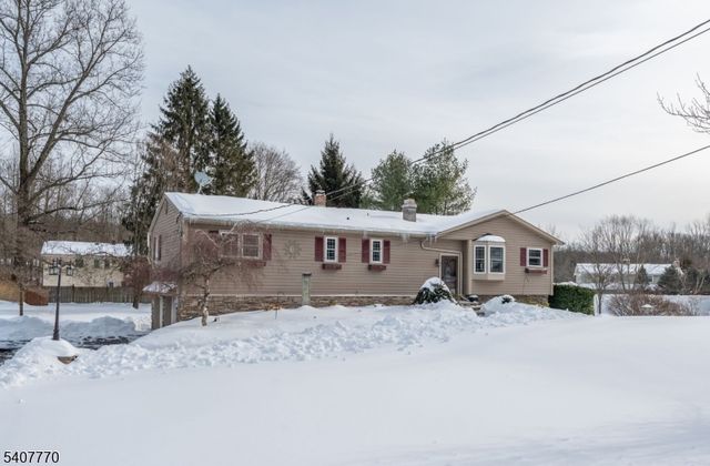 3 Birchwood Dr, Vernon Twp., NJ 07460