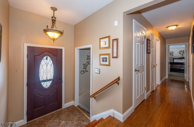 3 Birchwood Dr, Vernon Twp., NJ 07460