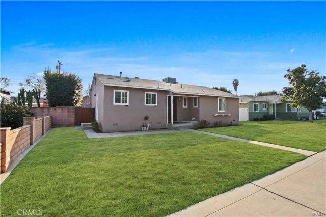 742 W Orangethorpe, Fullerton, CA 92832