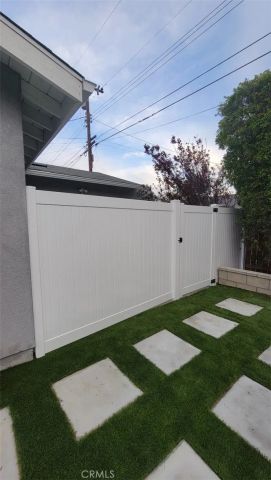 742 W Orangethorpe, Fullerton, CA 92832