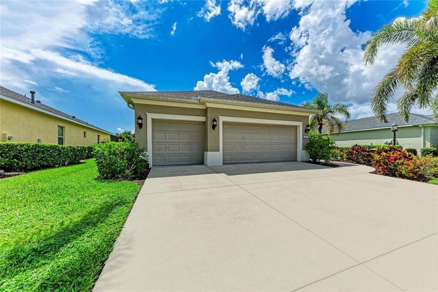 12051 FOREST PARK CIRCLE, Bradenton, FL 34211