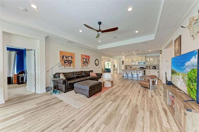 12051 FOREST PARK CIRCLE, Bradenton, FL 34211
