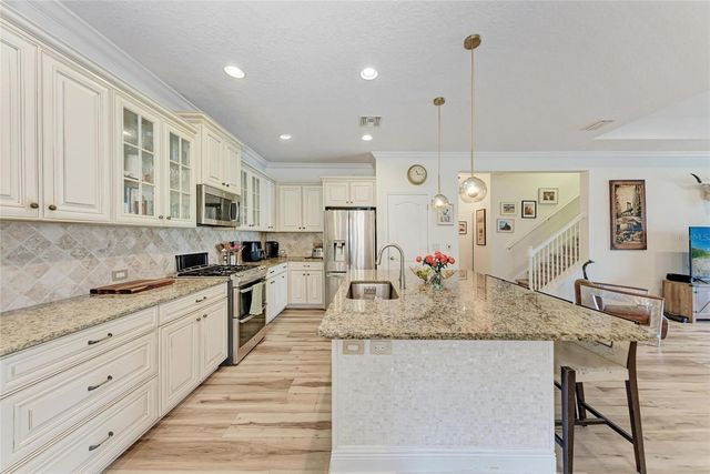 12051 FOREST PARK CIRCLE, Bradenton, FL 34211