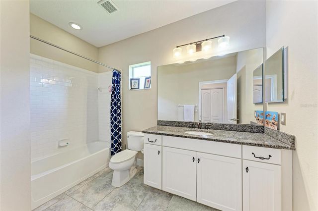 12051 FOREST PARK CIRCLE, Bradenton, FL 34211