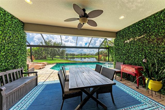 12051 FOREST PARK CIRCLE, Bradenton, FL 34211